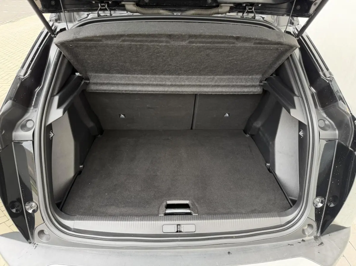 1.2 GT 155 pk | pano | alcantara | Focal | full