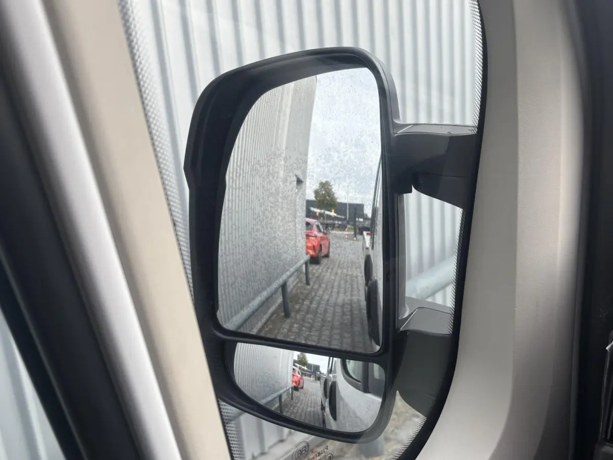 2.2 BlueHDi 165 L4*LUCHTVERING*HAAK*A/C*CRUISE*