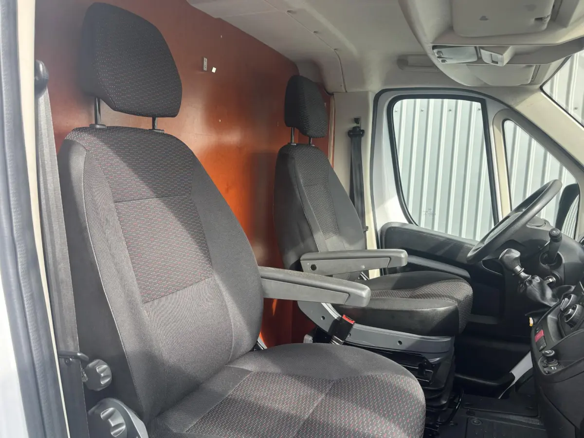 2.2 BlueHDi 165 L4*LUCHTVERING*HAAK*A/C*CRUISE*