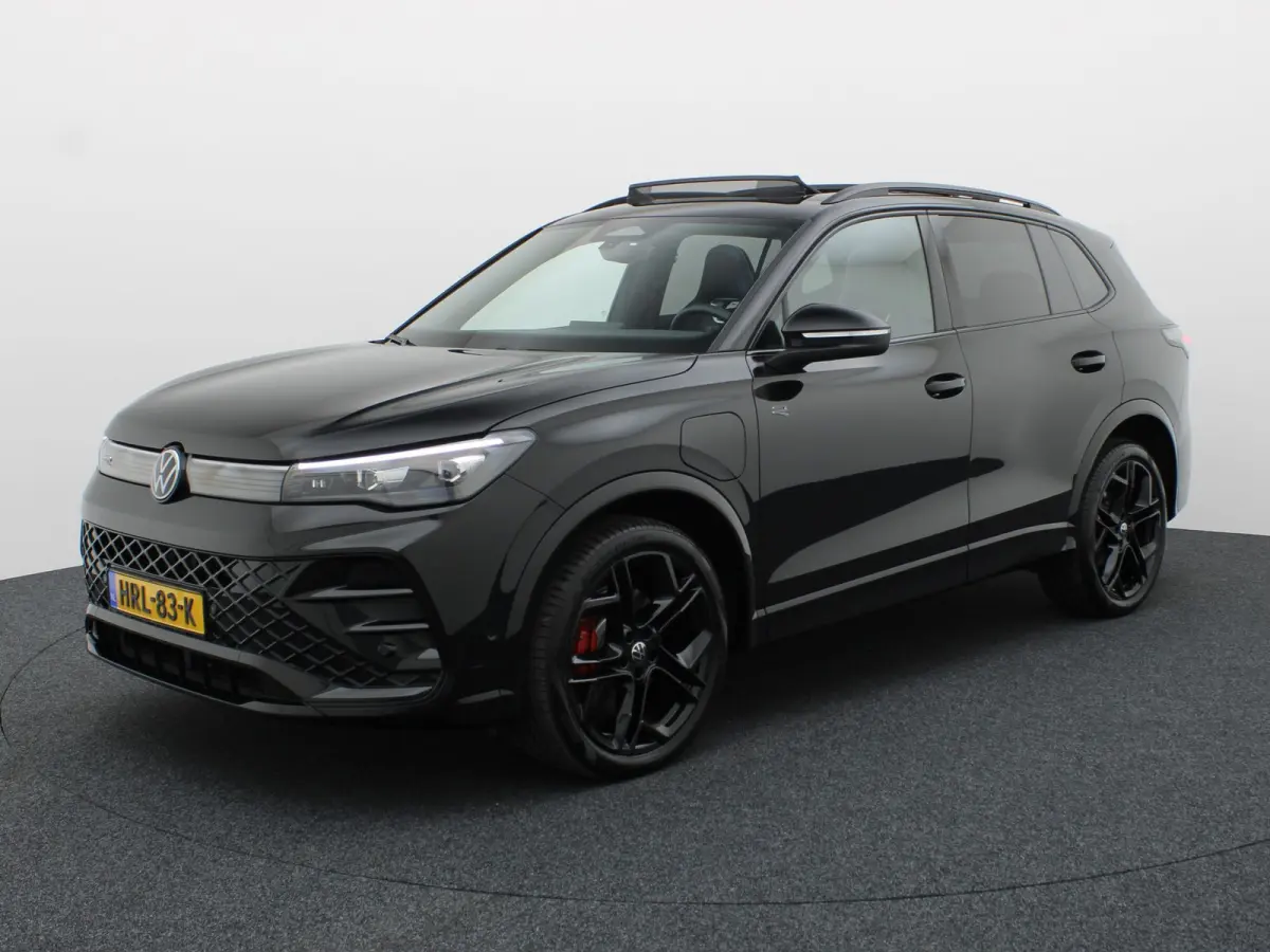 1.5 eHybrid R-Line Edition | Pano | Trekhaak wegkl. | Keyless | Elk. A-klep | Prijs Rijklaar!!