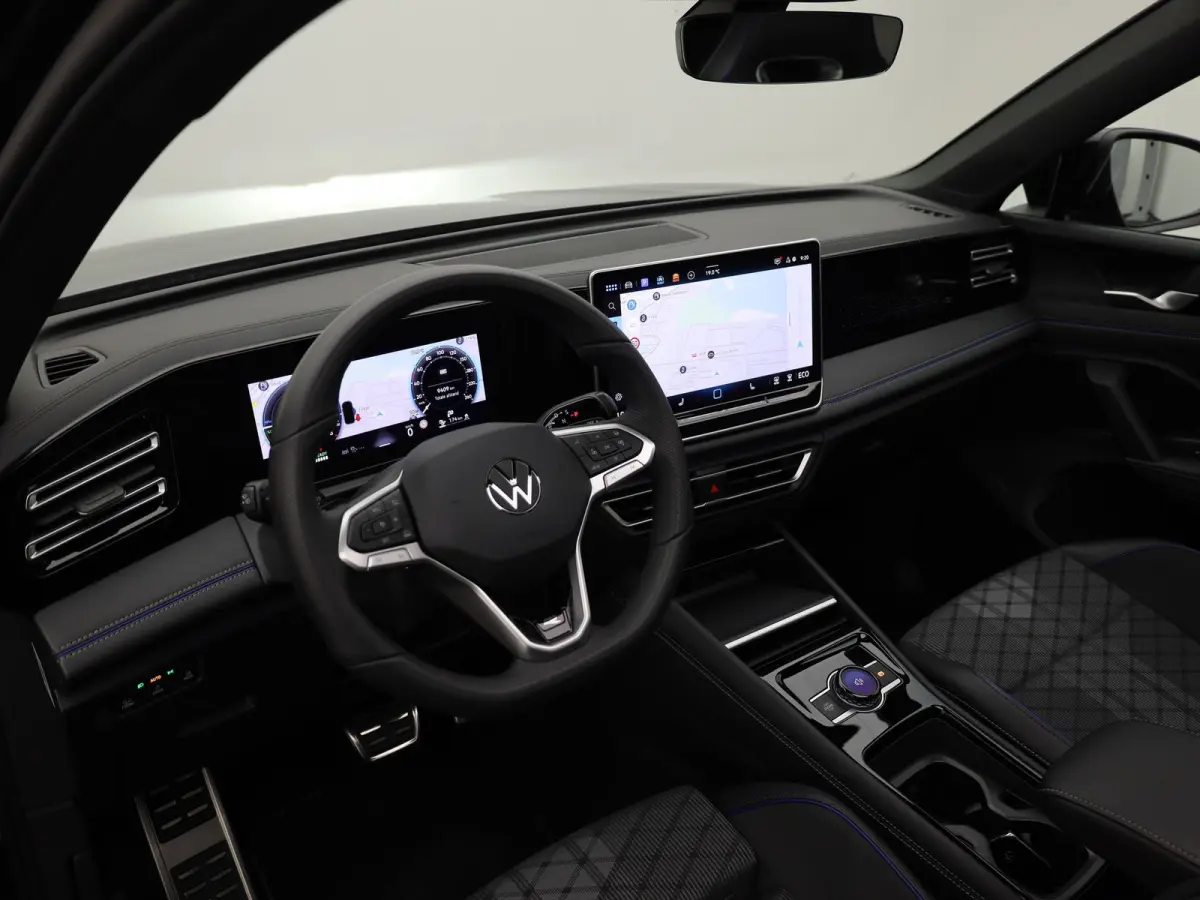 1.5 eHybrid R-Line Edition | Pano | Trekhaak wegkl. | Keyless | Elk. A-klep | Prijs Rijklaar!!