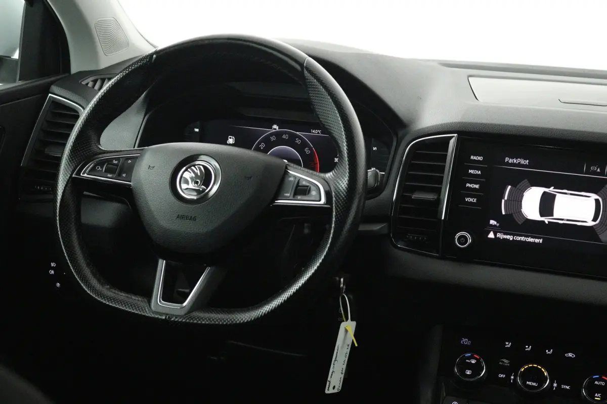 1.5 TSI ACT Style (TREKHAAK, CAMERA, NAVIGATIE CARPLAY, CRUISE CONTROL, PARKEERSENSOREN)