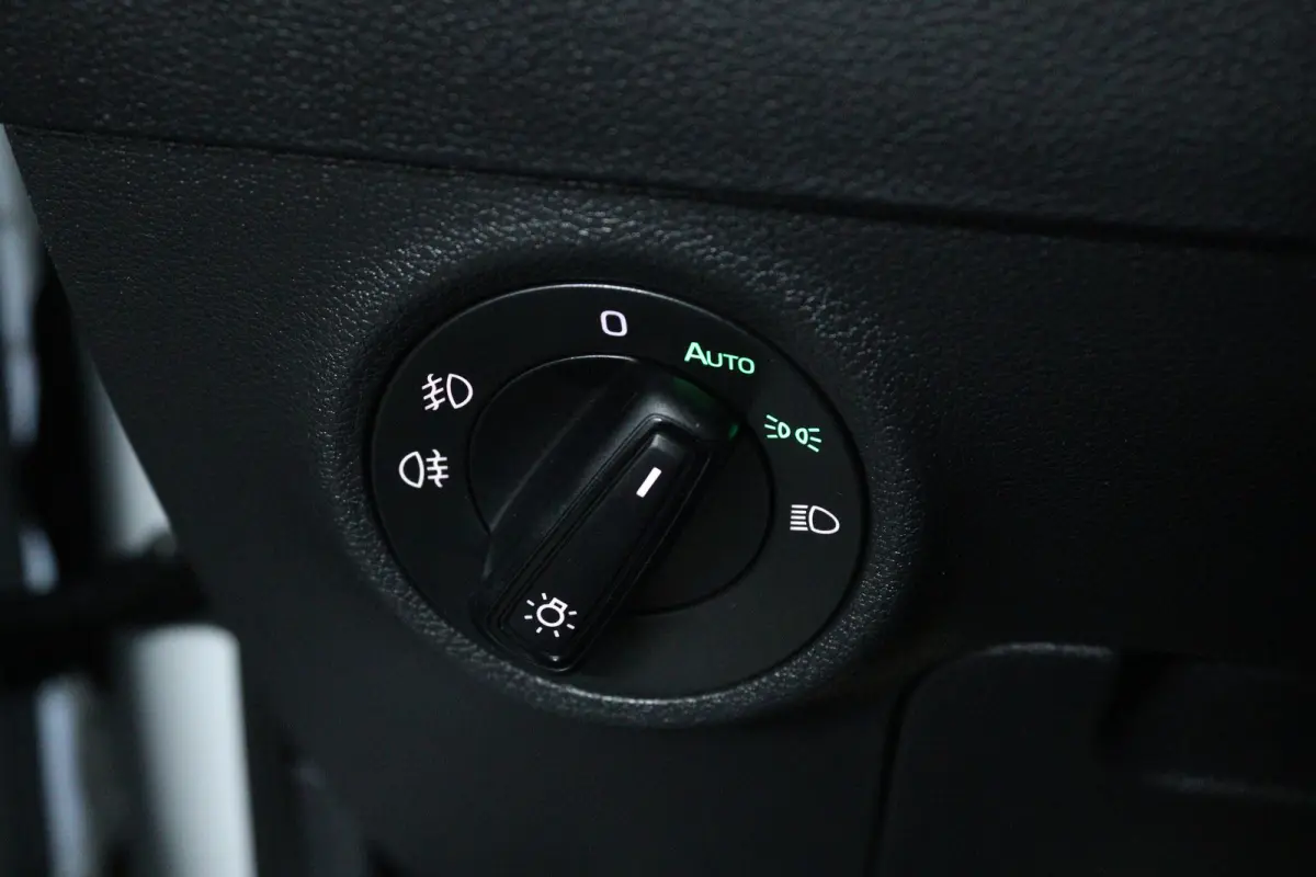 1.5 TSI ACT Style (TREKHAAK, CAMERA, NAVIGATIE CARPLAY, CRUISE CONTROL, PARKEERSENSOREN)
