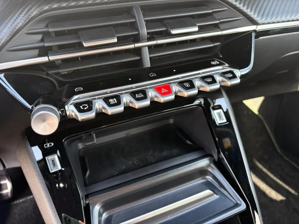1.2 Hybrid 145 GT | 21% Korting | Camera | Adaptieve Cruise Control | Apple CarPlay/Android Auto