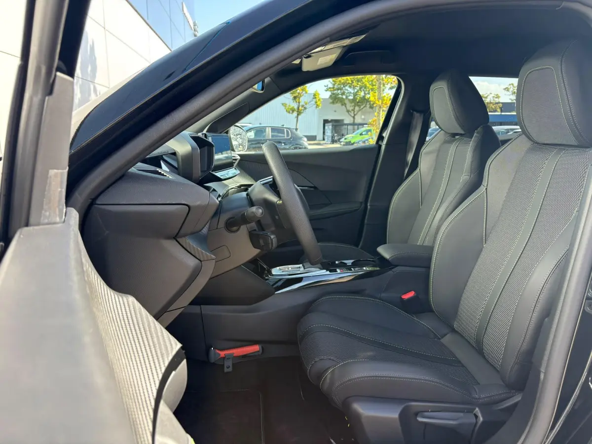 1.2 Hybrid 145 GT | 21% Korting | Camera | Adaptieve Cruise Control | Apple CarPlay/Android Auto