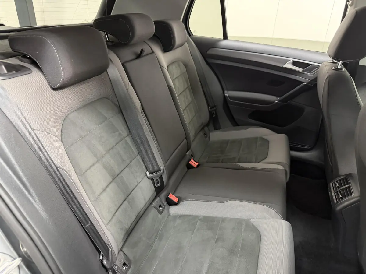 1.5 TSI*ACC*LED*NAVI*ECC*SPRTSTOELEN*PDC*NAVI*LMV*