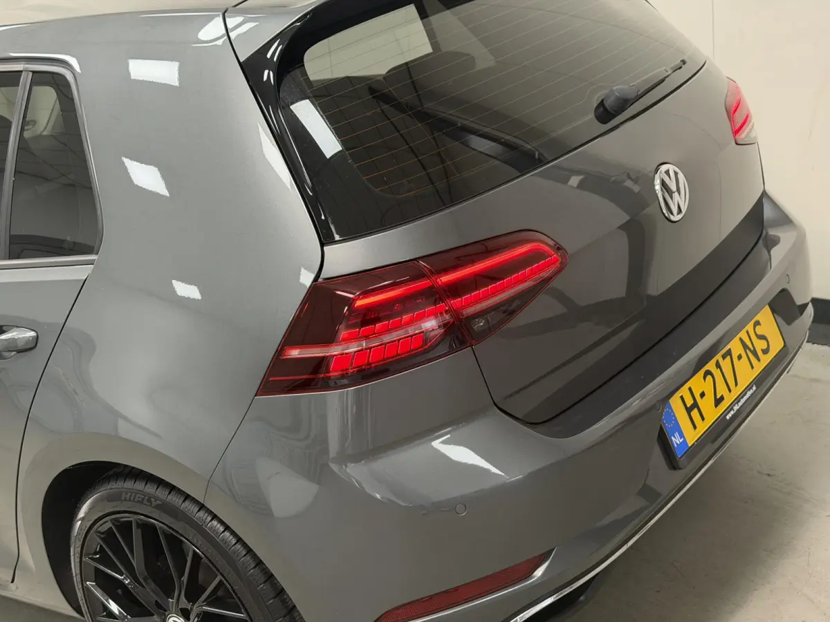 1.5 TSI*ACC*LED*NAVI*ECC*SPRTSTOELEN*PDC*NAVI*LMV*