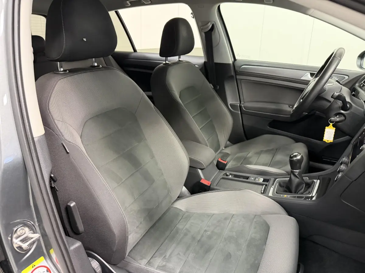 1.5 TSI*ACC*LED*NAVI*ECC*SPRTSTOELEN*PDC*NAVI*LMV*
