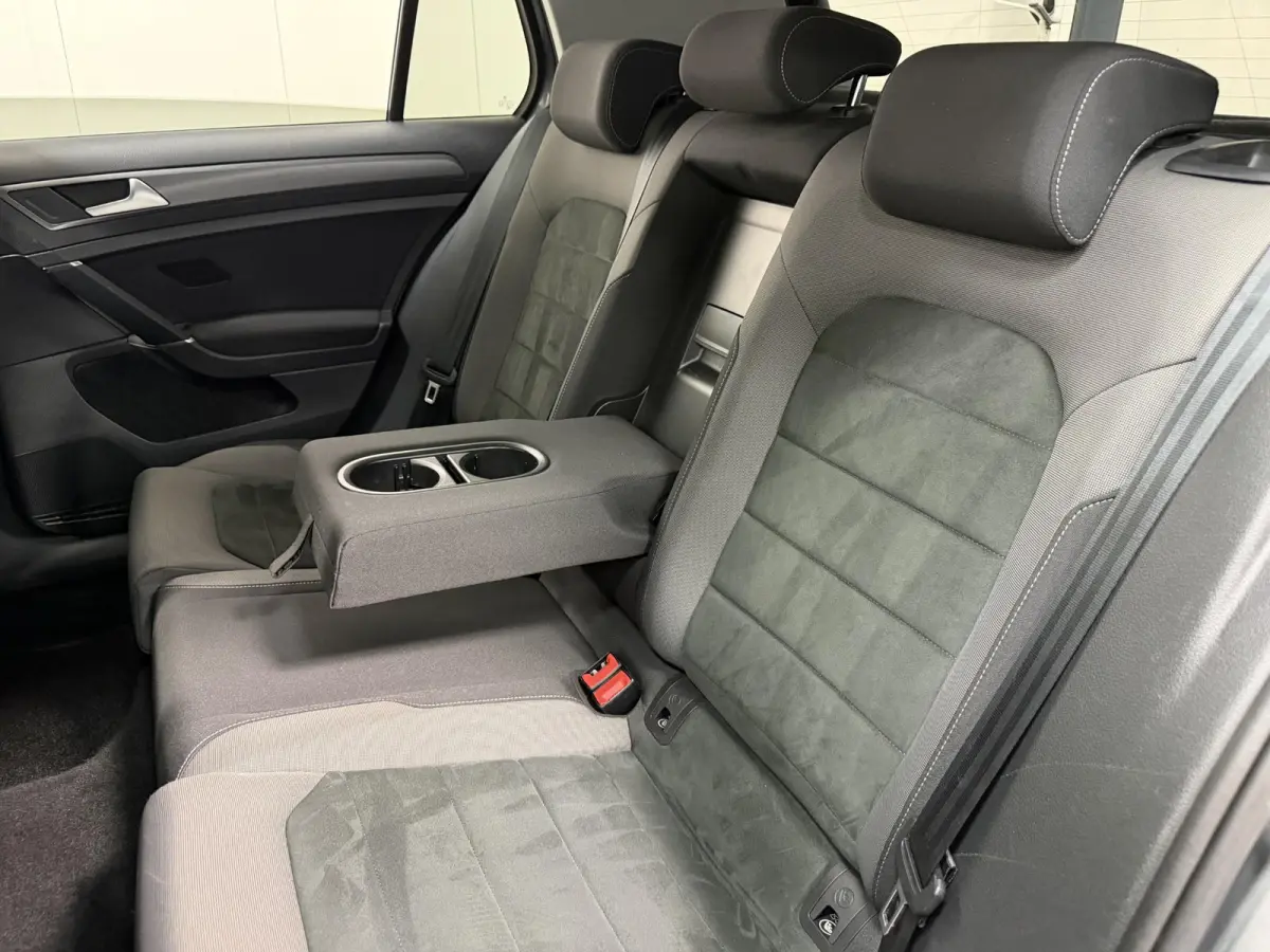 1.5 TSI*ACC*LED*NAVI*ECC*SPRTSTOELEN*PDC*NAVI*LMV*