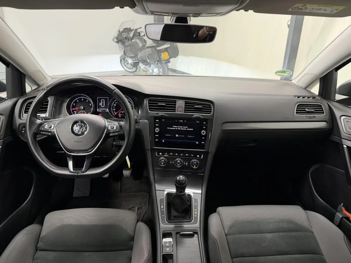 1.5 TSI*ACC*LED*NAVI*ECC*SPRTSTOELEN*PDC*NAVI*LMV*