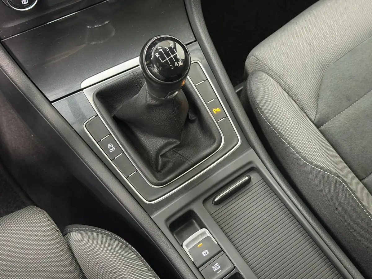 1.5 TSI*ACC*LED*NAVI*ECC*SPRTSTOELEN*PDC*NAVI*LMV*
