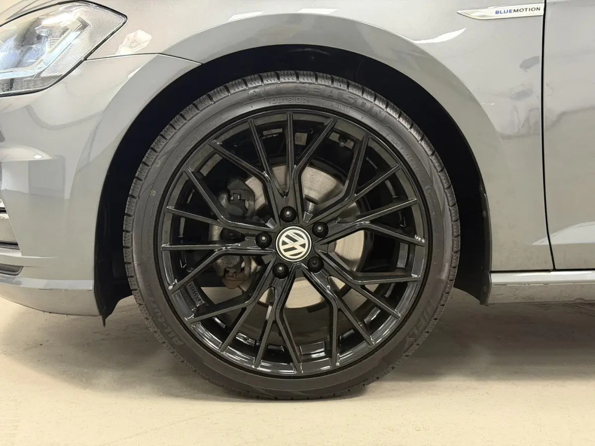 1.5 TSI*ACC*LED*NAVI*ECC*SPRTSTOELEN*PDC*NAVI*LMV*