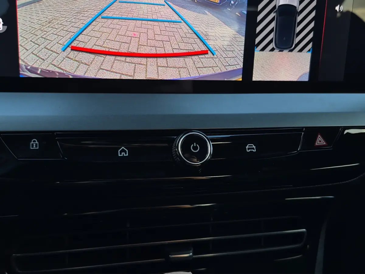 GS 54 kWh SOH 95% | Stuurverwarming | Camera | Matrix LED | Adaptive CC | Full map navigatie | Carplay/android auto |