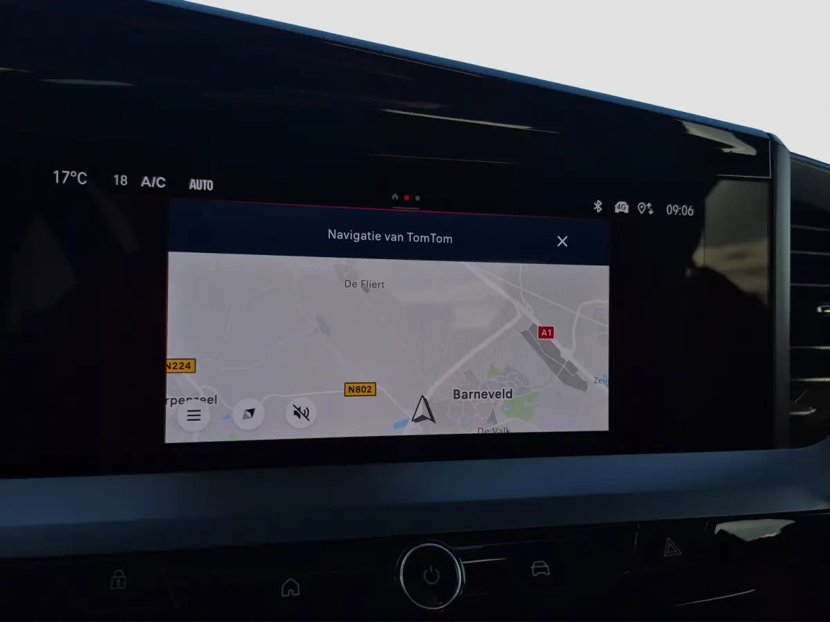 GS 54 kWh SOH 95% | Stuurverwarming | Camera | Matrix LED | Adaptive CC | Full map navigatie | Carplay/android auto |