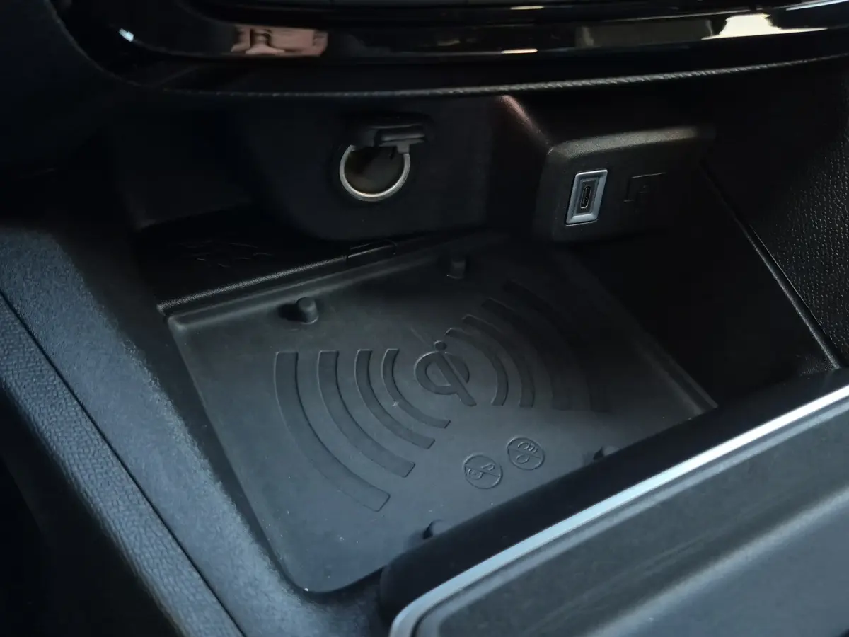 GS 54 kWh SOH 95% | Stuurverwarming | Camera | Matrix LED | Adaptive CC | Full map navigatie | Carplay/android auto |
