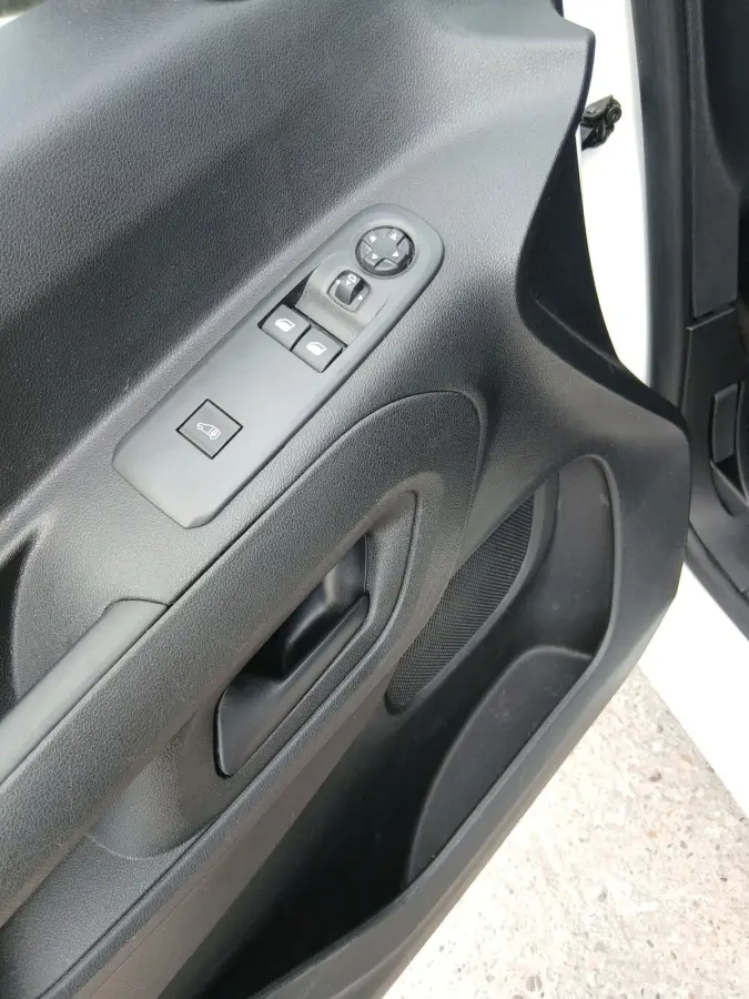 1.5D L2H1 Edition airco euro 6
