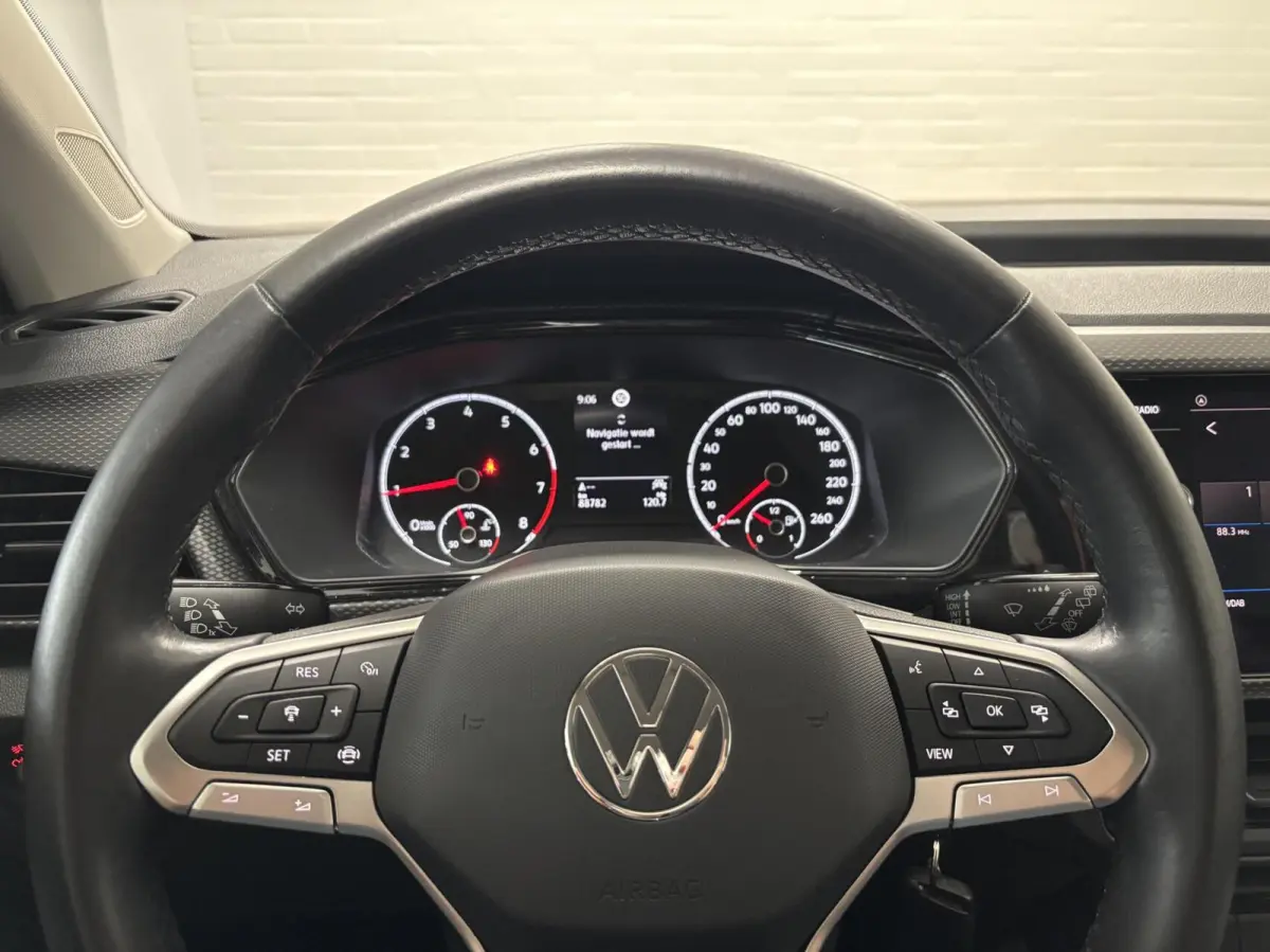 1.0 TSI Life Executive Adaptive,Navi,Car-play