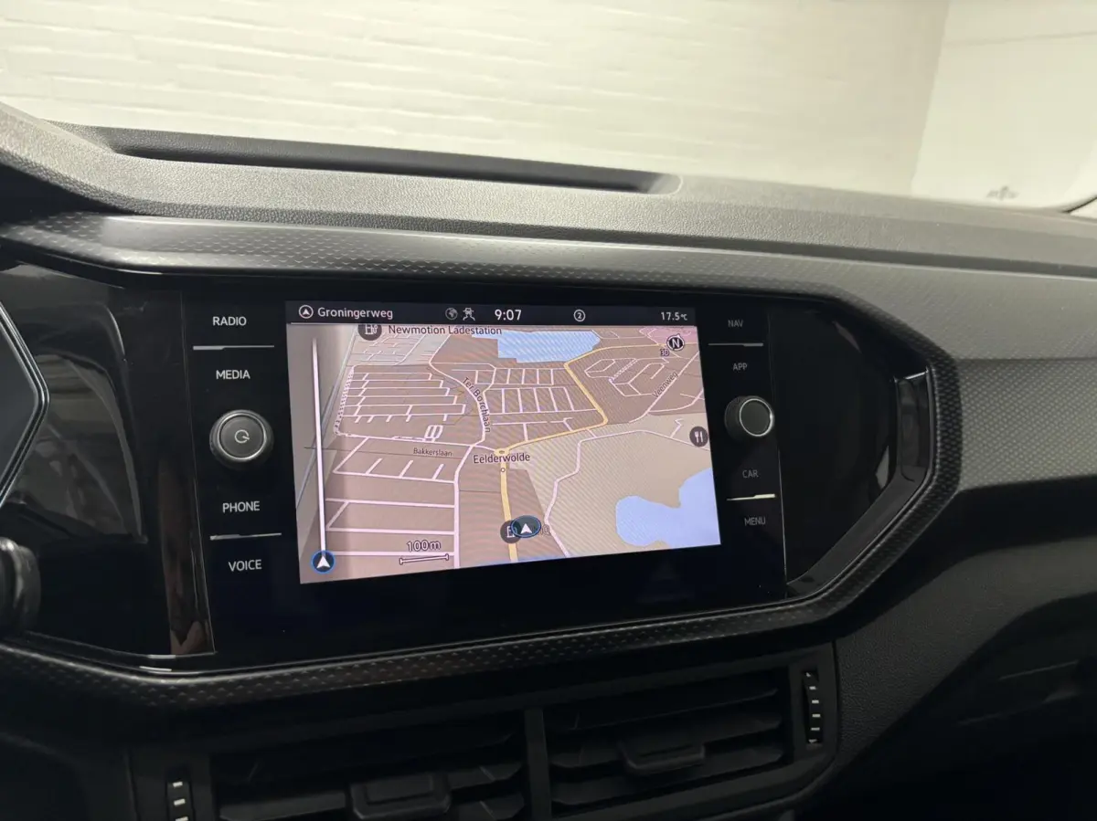 1.0 TSI Life Executive Adaptive,Navi,Car-play