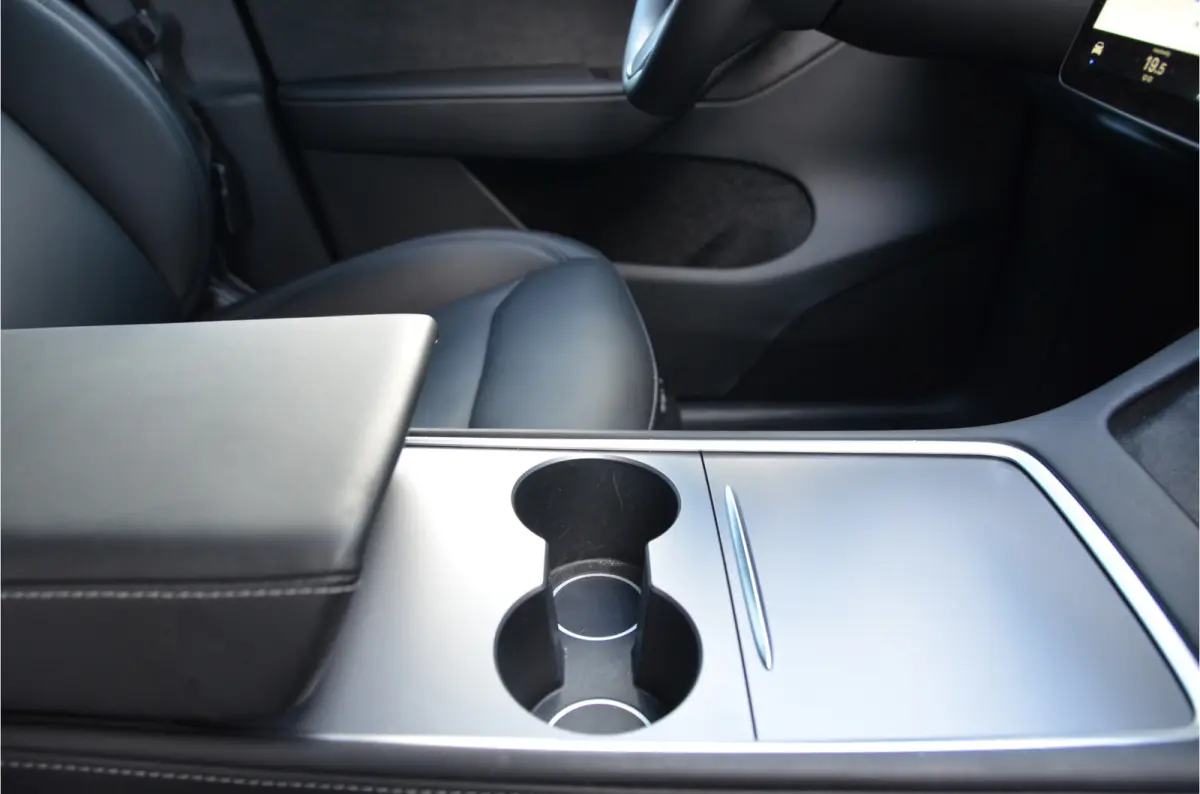 Long Range RWD 75 kWh AutoPilot4.0 (FSD 99,- p/mnd)