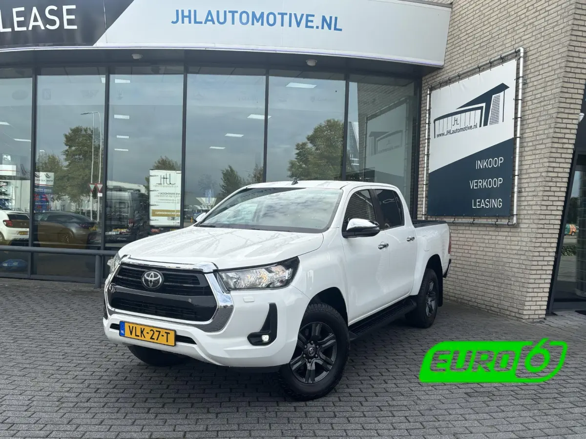 2.4 D-4D*4X4*ACC*HAAK*CAM*ECC*TEL*3500KG*INCL.BPM*
