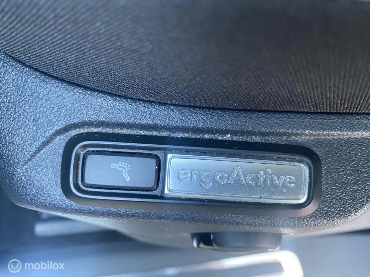 1.4 TSI PANO/LED/TREKHAAK/LUXE!!