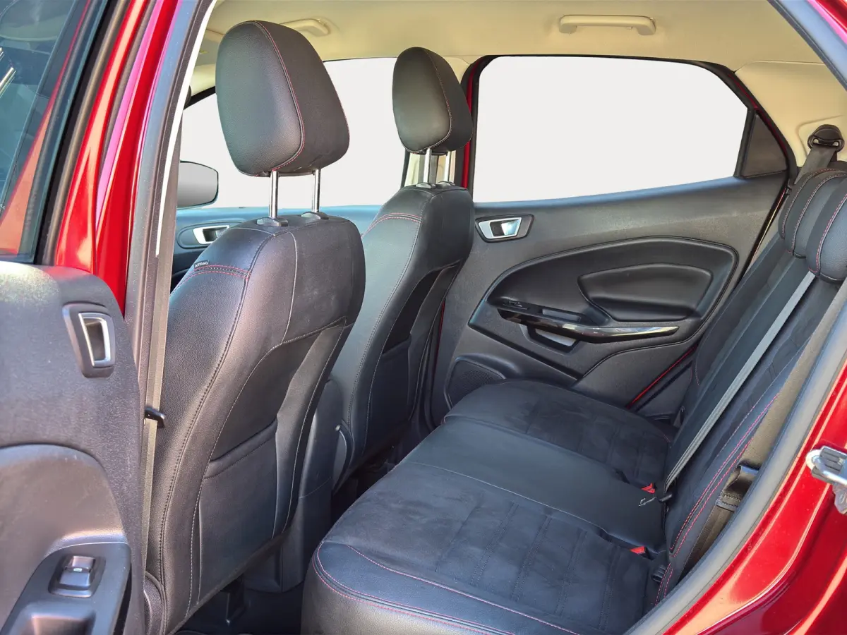1.0 EcoBoost ST-Line | Trekhaak | Camera | Premium audio | Stoel+stuurverwarming |
