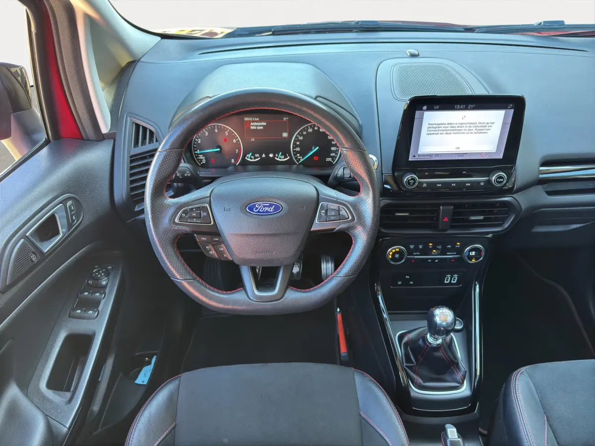 1.0 EcoBoost ST-Line | Trekhaak | Camera | Premium audio | Stoel+stuurverwarming |