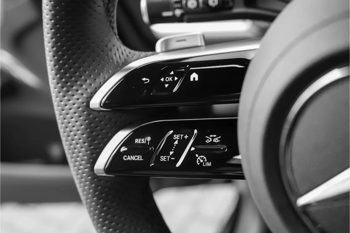 400e 4M AMG Line Premium+ HUD Pano Keyless Burmester 360°