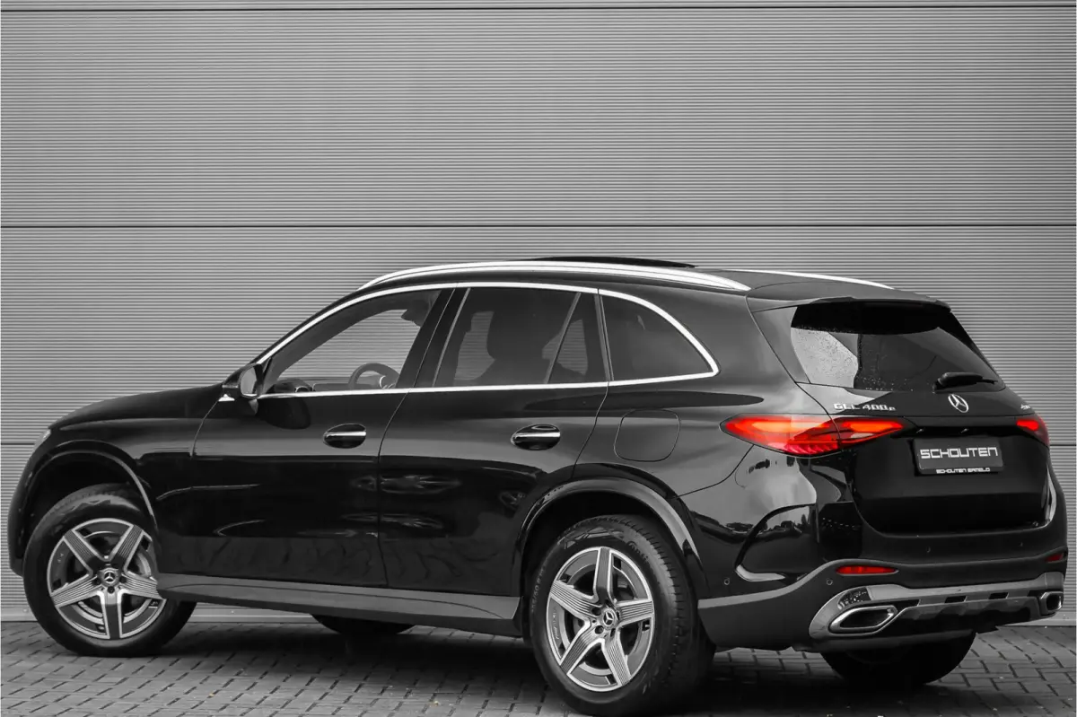 400e 4M AMG Line Premium+ HUD Pano Keyless Burmester 360°