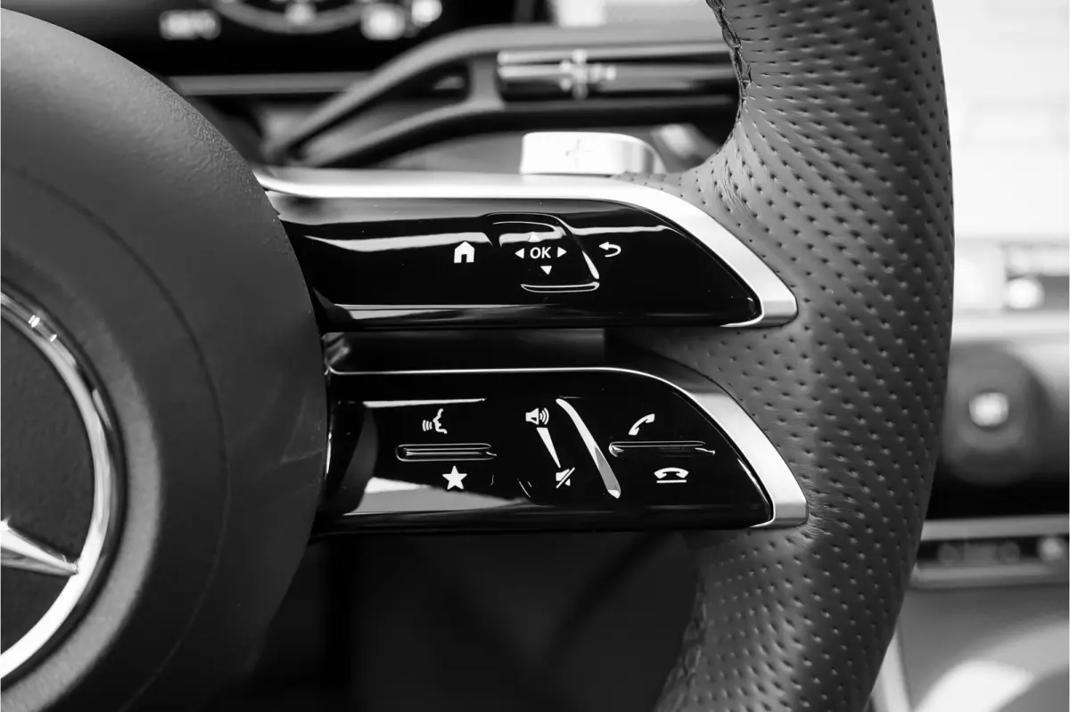 400e 4M AMG Line Premium+ HUD Pano Keyless Burmester 360°