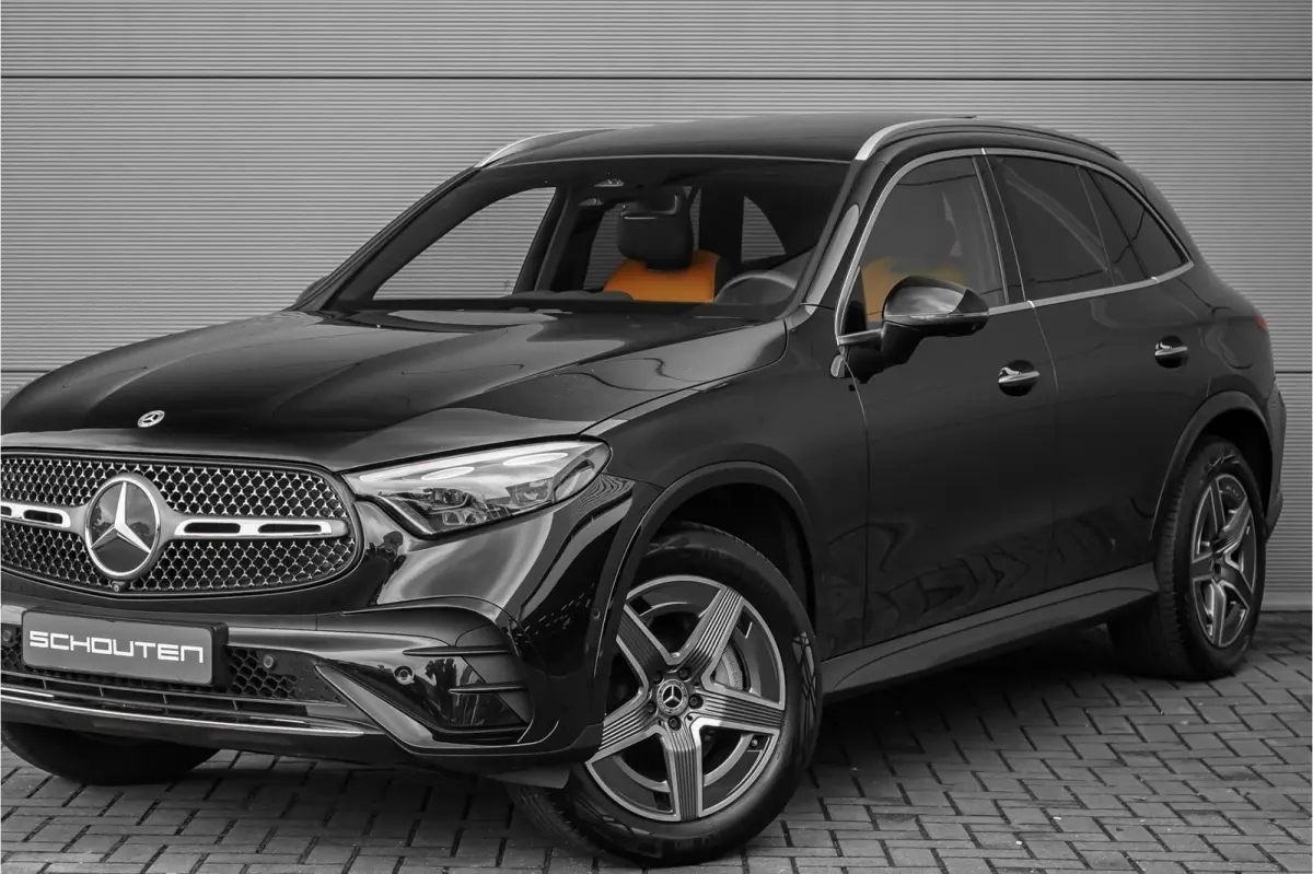 400e 4M AMG Line Premium+ HUD Pano Keyless Burmester 360°