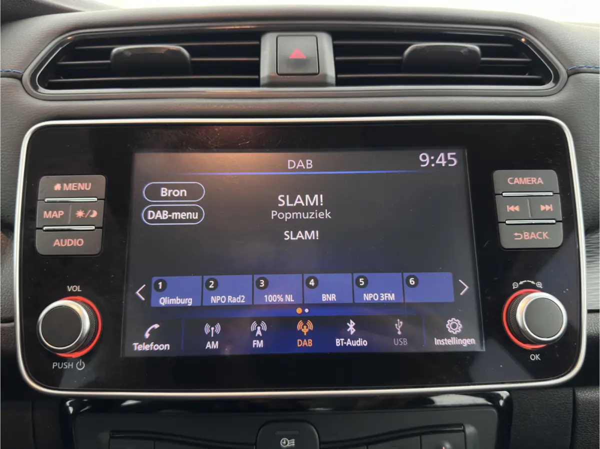 Acenta 40 kWh {SoH-86%) Aut. *HEATPUMP | ADAPTIVE-CRUISE | KEYLESS | NAVI-FULLMAP | DAB+ | DIGI-COCKPIT | PRIVACYGLASS | 16"ALU*