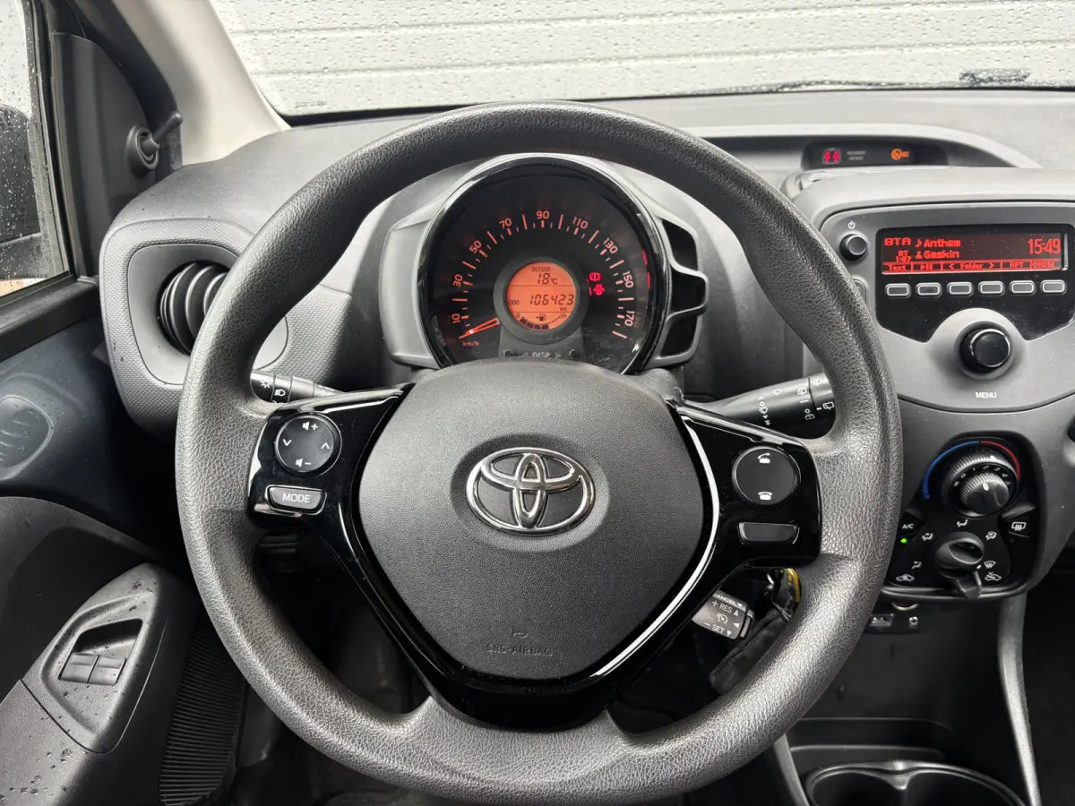 1.0 VVT-i X-FUN Airco