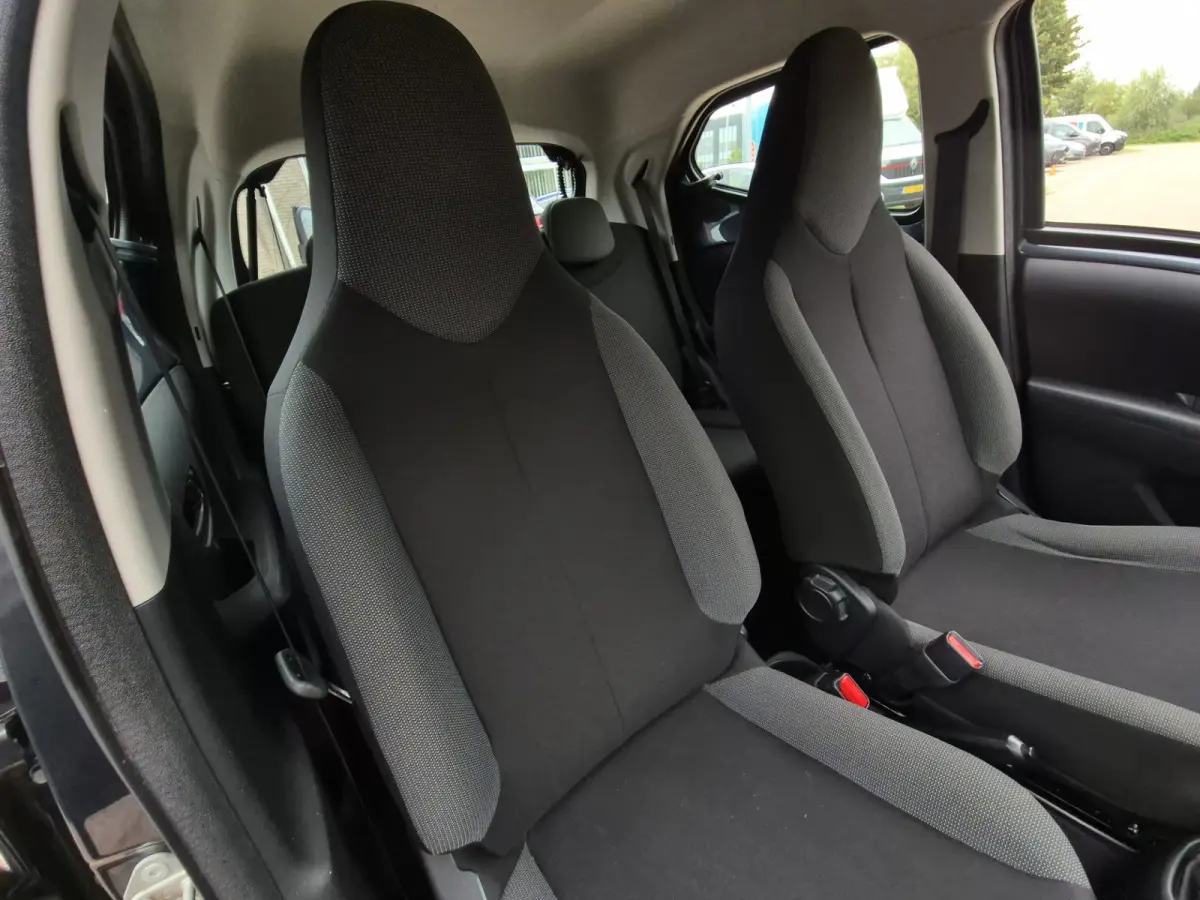 1.0 VVT-i X-FUN Airco