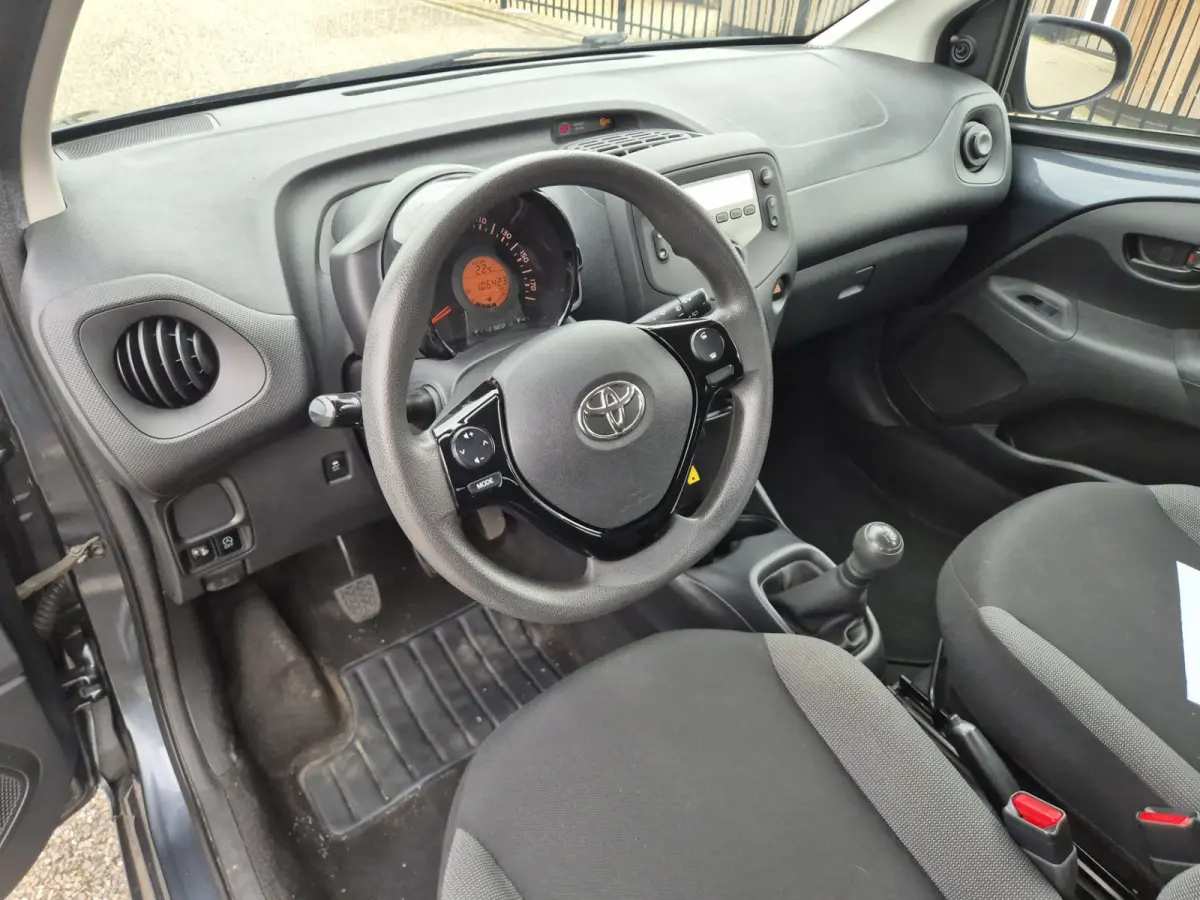 1.0 VVT-i X-FUN Airco