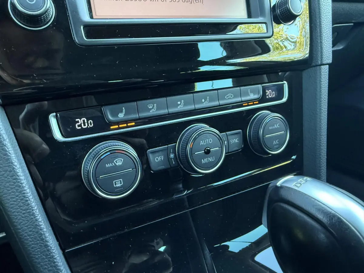 1.4 TSI ACT Highline | Panorama dak | Navigatie | Climate control | Automaat |