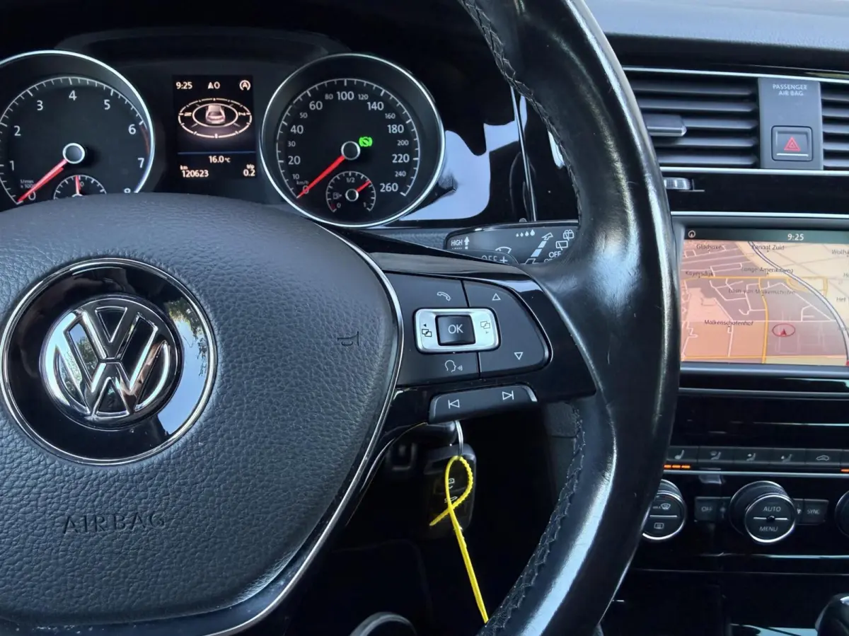 1.4 TSI ACT Highline | Panorama dak | Navigatie | Climate control | Automaat |
