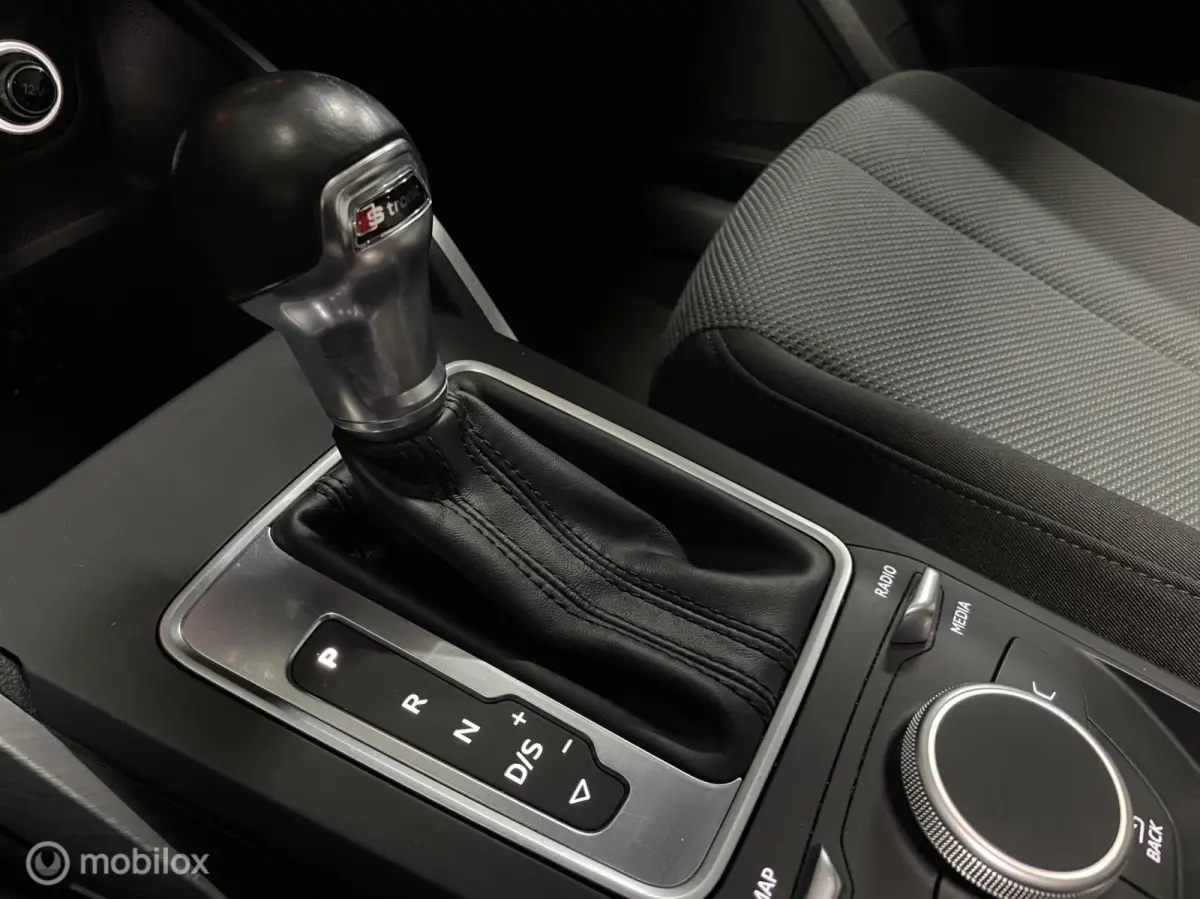1.4TFSI 150 pk S-TRONIC GREY PANORAMA LED NAVI XENON PDC XENON ZEER NETJES