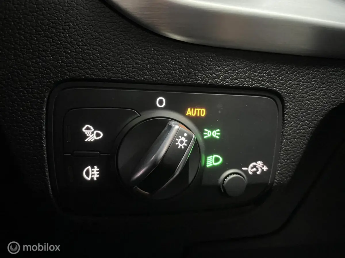 1.4TFSI 150 pk S-TRONIC GREY PANORAMA LED NAVI XENON PDC XENON ZEER NETJES