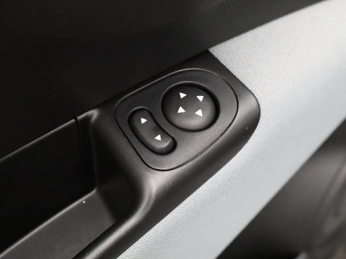 0.9 TwinAir Turbo Popstar Cruise Control | Airco | 15" Lichtmetalen Velgen | Bluetooth Telefoon Verbinding