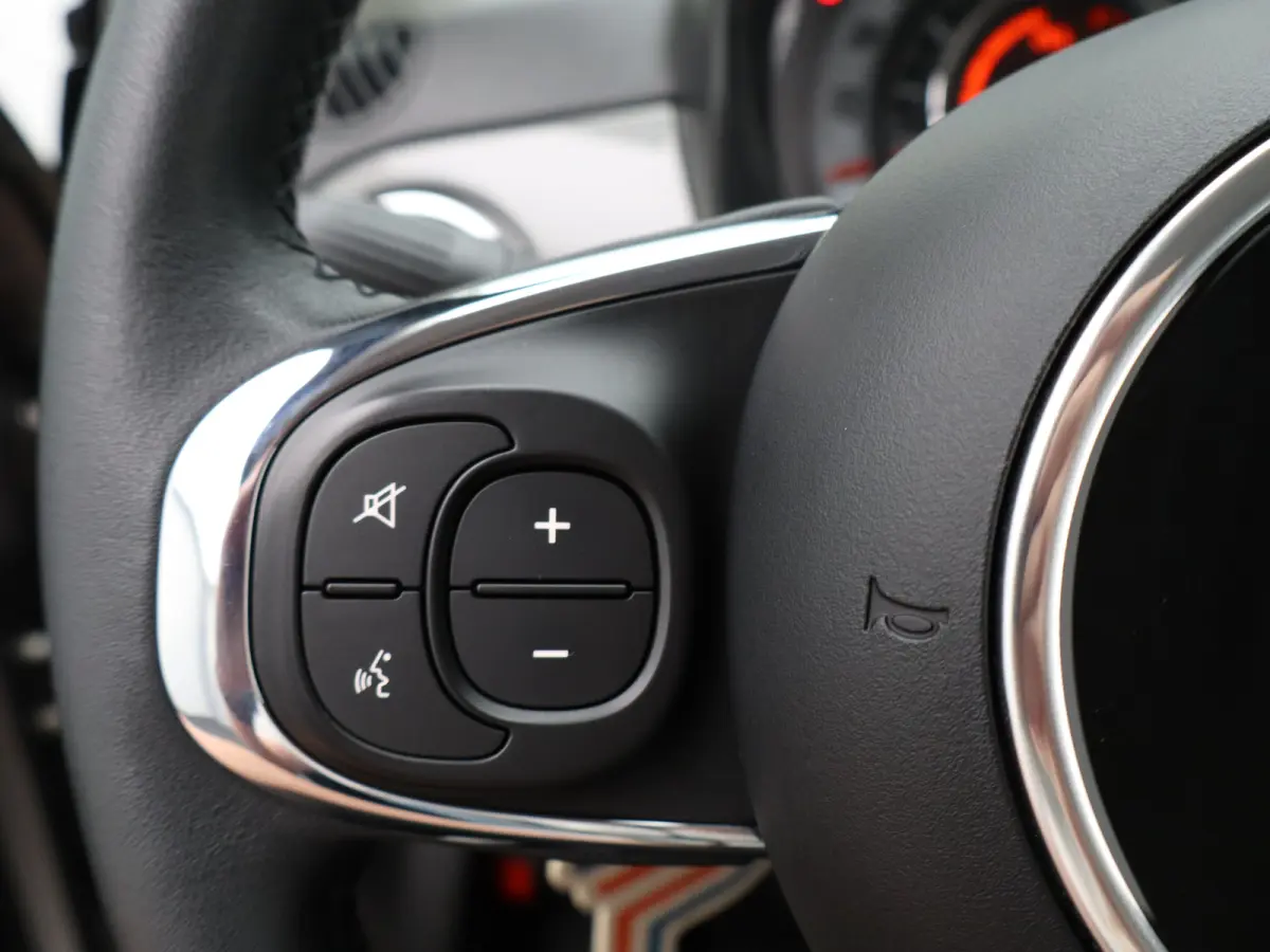 0.9 TwinAir Turbo Popstar Cruise Control | Airco | 15" Lichtmetalen Velgen | Bluetooth Telefoon Verbinding