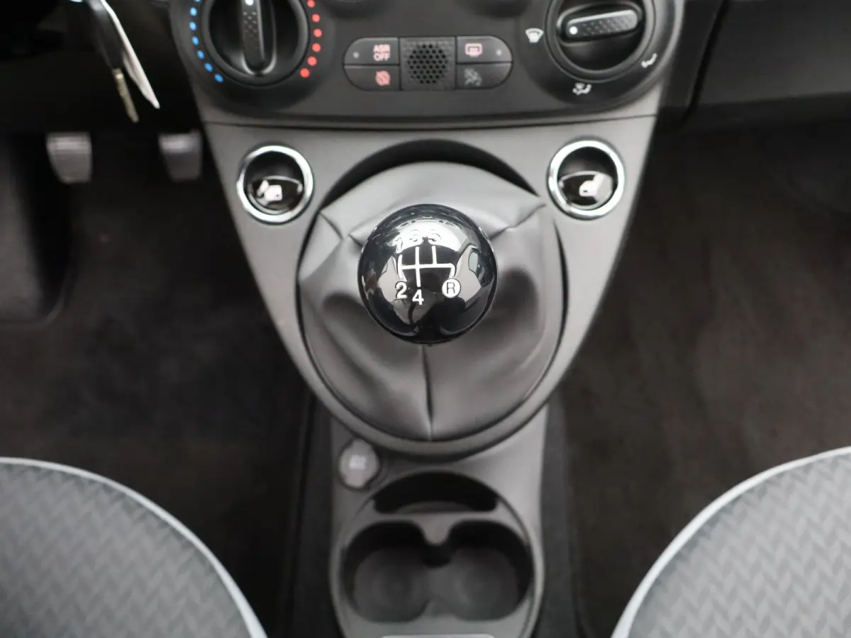 0.9 TwinAir Turbo Popstar Cruise Control | Airco | 15" Lichtmetalen Velgen | Bluetooth Telefoon Verbinding