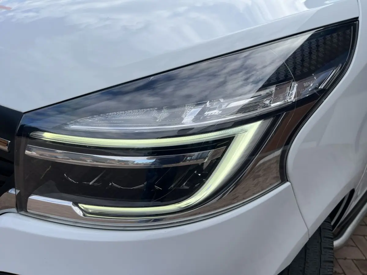2.0 dCi 145pk E6 Automaat Comfort 3p Lease €287 p/m, Airco, Navi Carplay, PDC, Led, Trekhaak, Cruise controle, Onderhoudshistorie aanwezig