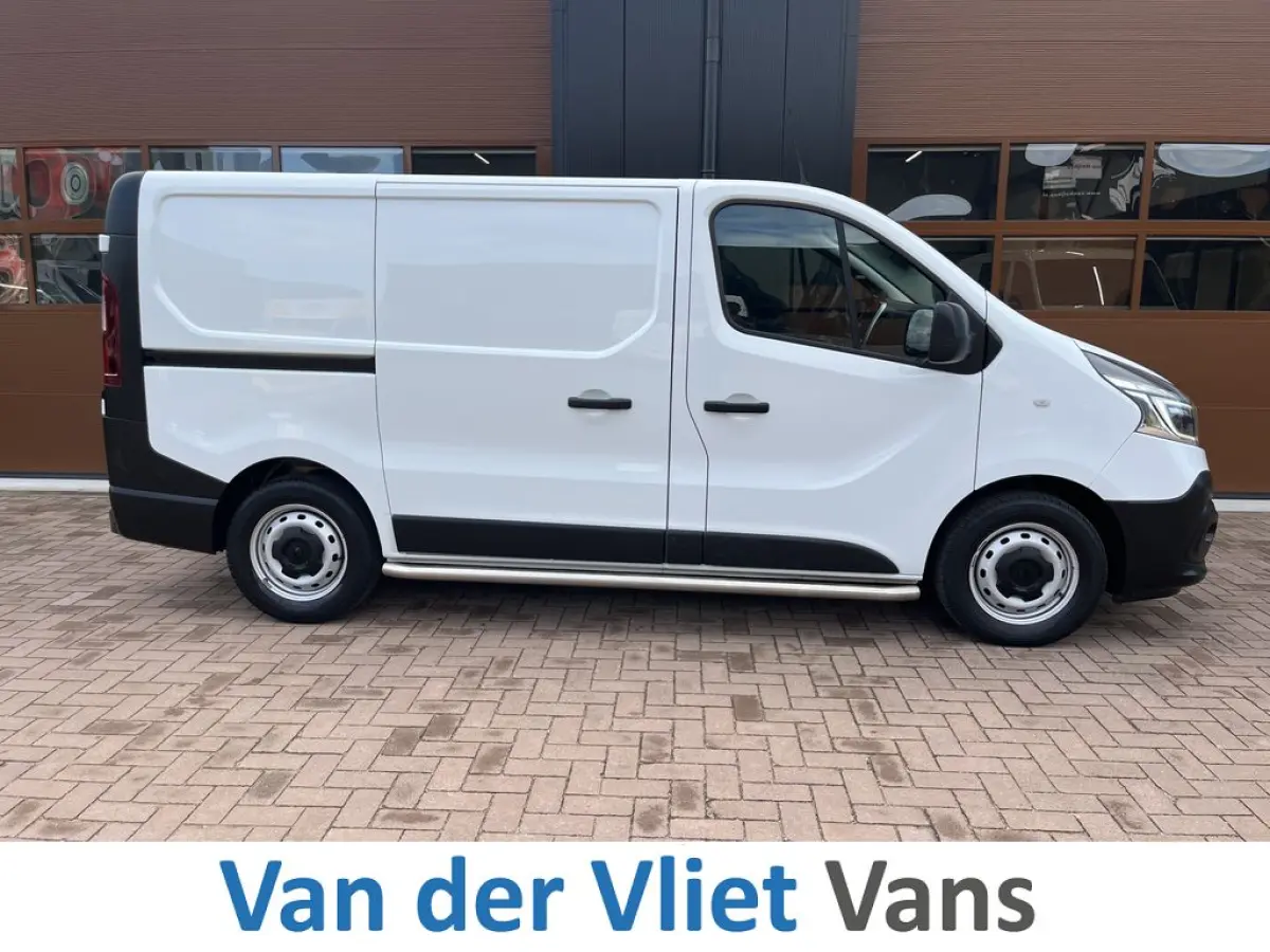 2.0 dCi 145pk E6 Automaat Comfort 3p Lease €287 p/m, Airco, Navi Carplay, PDC, Led, Trekhaak, Cruise controle, Onderhoudshistorie aanwezig