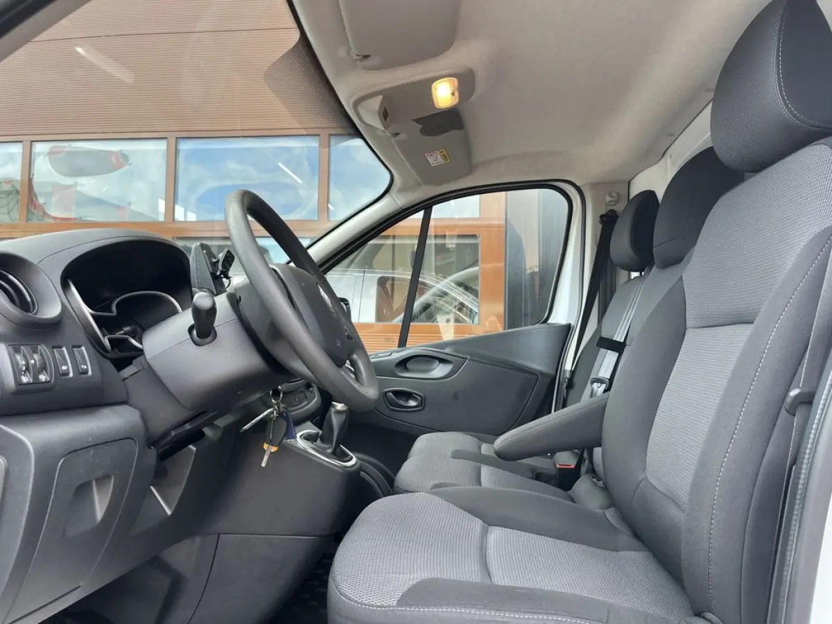 2.0 dCi 145pk E6 Automaat Comfort 3p Lease €287 p/m, Airco, Navi Carplay, PDC, Led, Trekhaak, Cruise controle, Onderhoudshistorie aanwezig