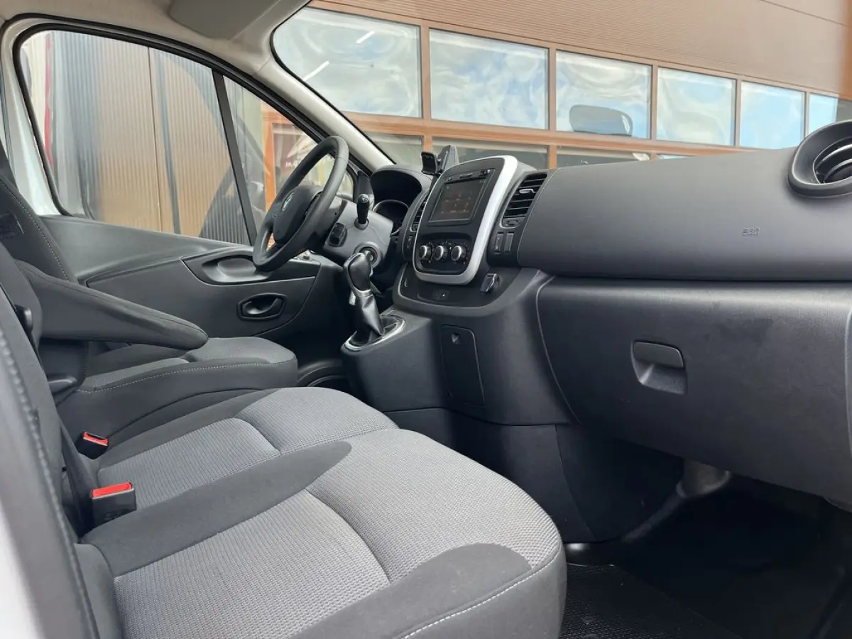 2.0 dCi 145pk E6 Automaat Comfort 3p Lease €287 p/m, Airco, Navi Carplay, PDC, Led, Trekhaak, Cruise controle, Onderhoudshistorie aanwezig
