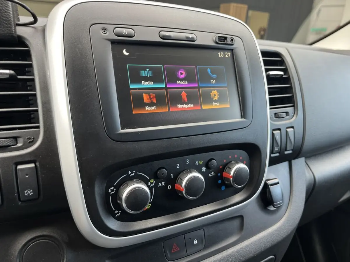 2.0 dCi 145pk E6 Automaat Comfort 3p Lease €287 p/m, Airco, Navi Carplay, PDC, Led, Trekhaak, Cruise controle, Onderhoudshistorie aanwezig