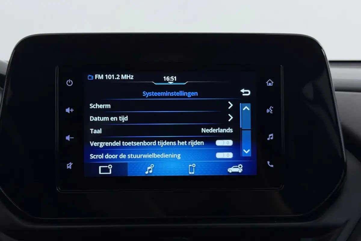 1.4 Boosterjet Select Smart Hybrid | Trekhaak | Adap. Cruise | CarPlay | Keyless | Stoelverwarming | Clima |