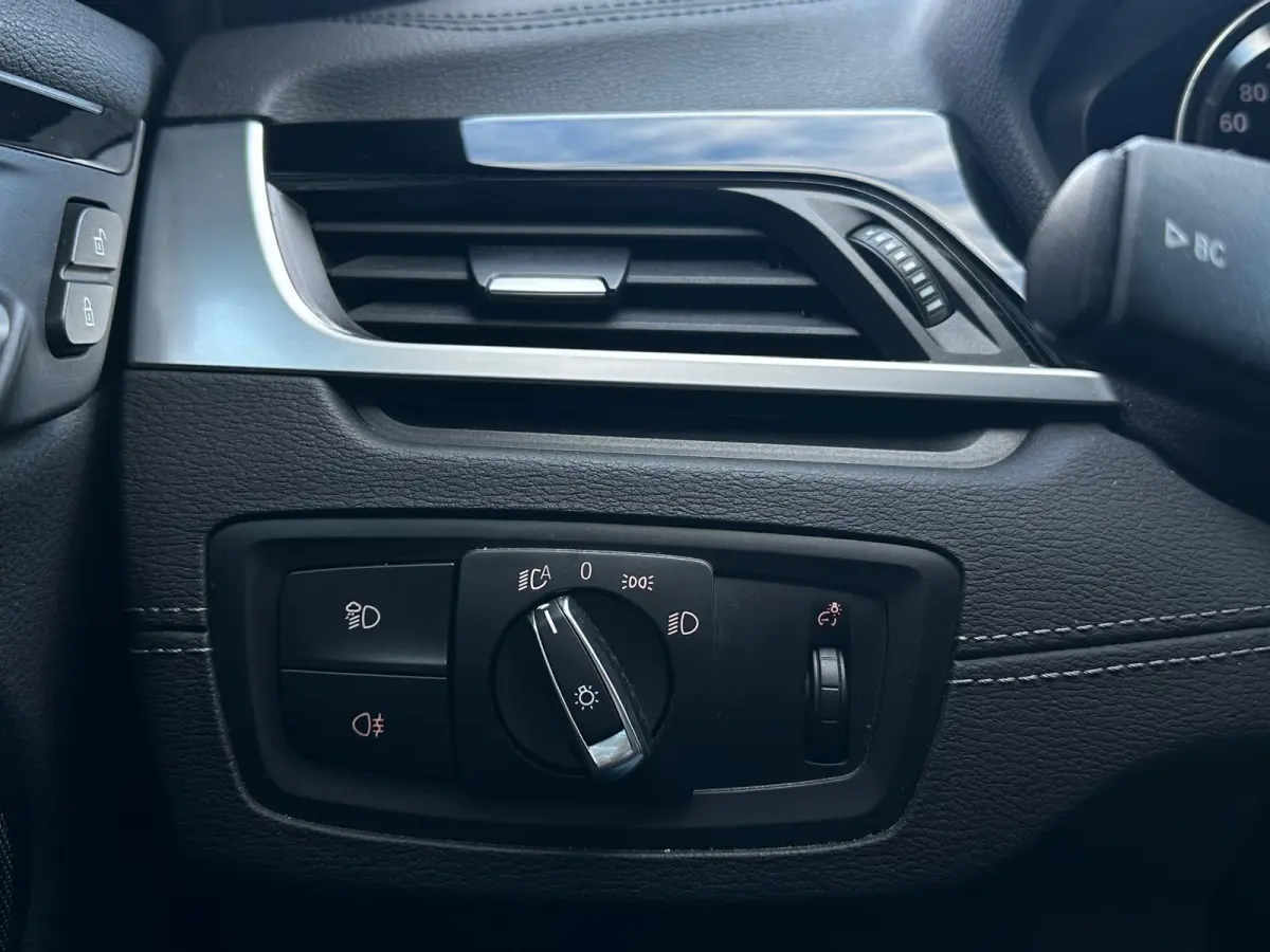 sDrive18i High Executive, M-pakket, Automaat, Cruise, Head-up, Camera, Navi, PDC, NAP