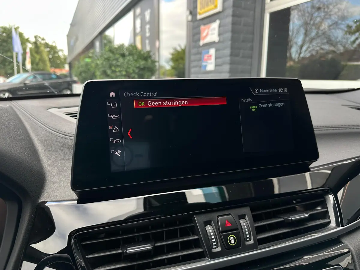 sDrive18i High Executive, M-pakket, Automaat, Cruise, Head-up, Camera, Navi, PDC, NAP